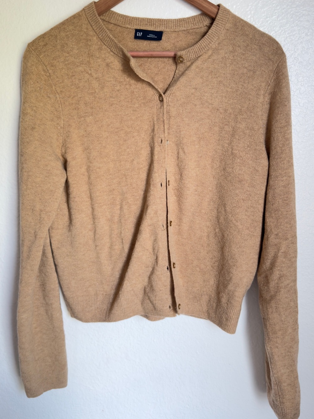 GAP Camel Cardigan Sweater Button Front Lightweight Knit Size Small